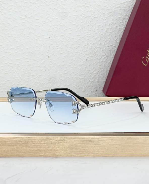 Picture of Cartier Sunglasses _SKUfw77796413fw